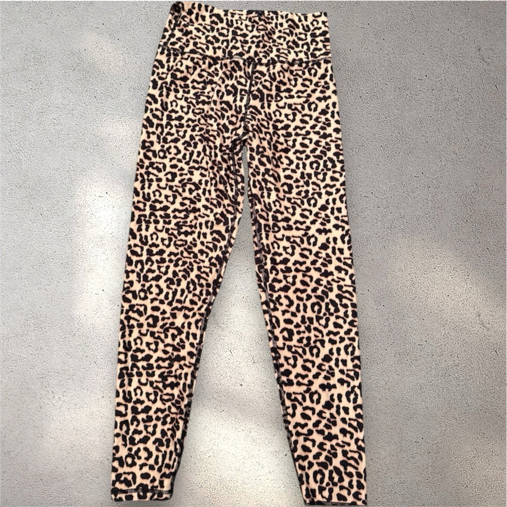 leopard leggings